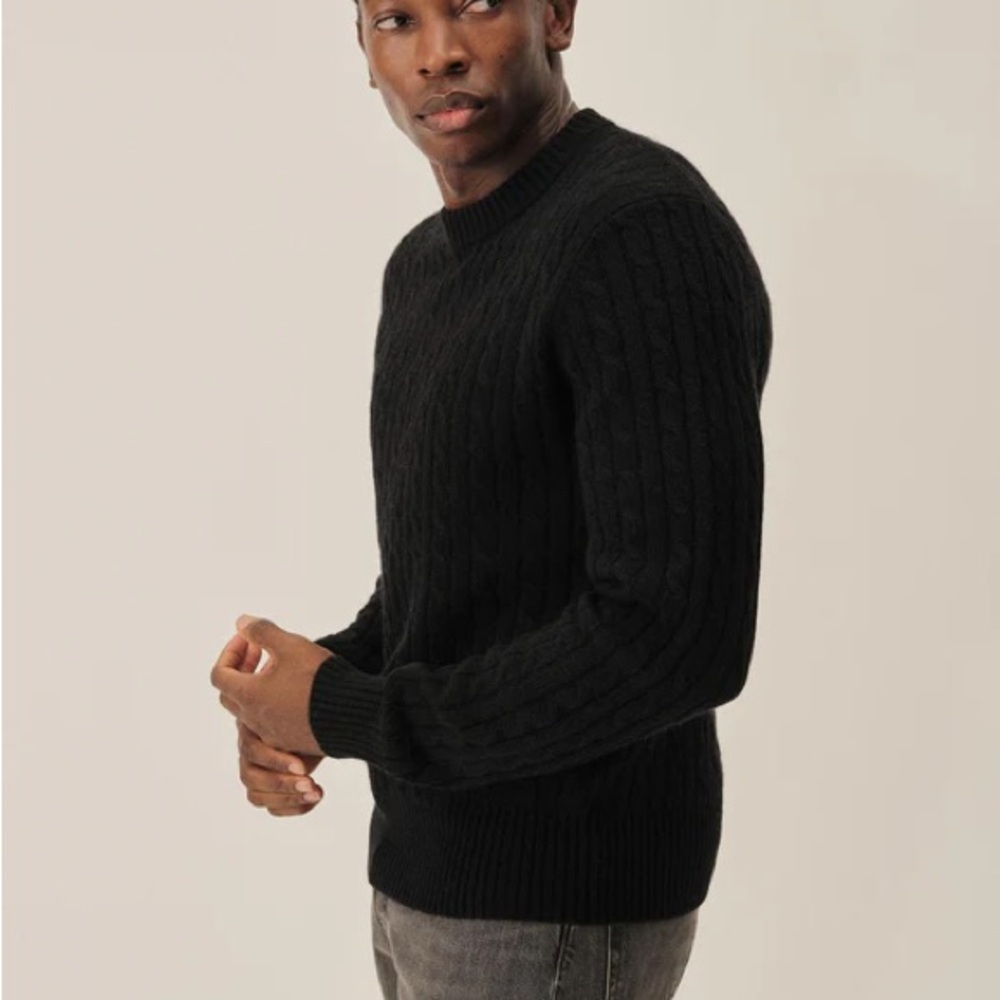 Buck Mason California 100% Cashmere Cable knit sweater. - Picture 4 of 9